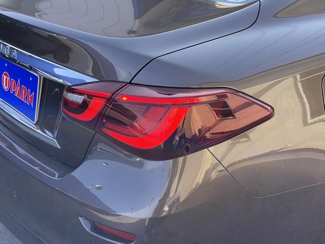 後期・フルセグナビ・全周囲カメラ・１８ＡＷ・ハーフレザーシート・パワーシート・オットマン・ＬＥＤライト・フォグライト・レーダークルーズ・コーナーセンサー・ＥＴＣ・３６０°セーフティアシスト・ＢＳＭ