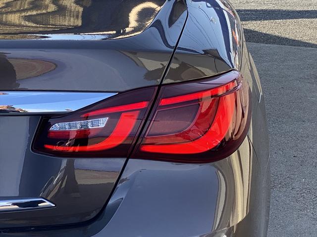 後期・フルセグナビ・全周囲カメラ・１８ＡＷ・ハーフレザーシート・パワーシート・オットマン・ＬＥＤライト・フォグライト・レーダークルーズ・コーナーセンサー・ＥＴＣ・３６０°セーフティアシスト・ＢＳＭ