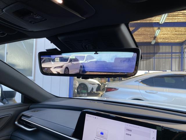 クラウンクロスオーバー Ｇアドバンスド・レザーパッケージ　フルセグＴＶ・全周囲カメラ・２１ＡＷ・黒革シート・ベンチレーション・デジタルミラー・ＬＥＤライト・ステアリングヒーター・レーダークルーズ・パワーテールゲート・ＥＴＣ・セーフティセンス・ＢＳＭ・ＨＵＤ（10枚目）