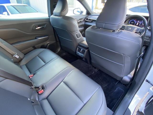 クラウンクロスオーバー Ｇアドバンスド・レザーパッケージ　フルセグＴＶ・全周囲カメラ・２１ＡＷ・黒革シート・ベンチレーション・デジタルミラー・ＬＥＤライト・ステアリングヒーター・レーダークルーズ・パワーテールゲート・ＥＴＣ・セーフティセンス・ＢＳＭ・ＨＵＤ（33枚目）