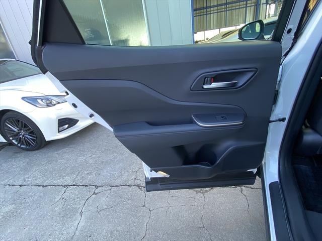 クラウンクロスオーバー Ｇアドバンスド・レザーパッケージ　フルセグＴＶ・全周囲カメラ・２１ＡＷ・黒革シート・ベンチレーション・デジタルミラー・ＬＥＤライト・ステアリングヒーター・レーダークルーズ・パワーテールゲート・ＥＴＣ・セーフティセンス・ＢＳＭ・ＨＵＤ（39枚目）