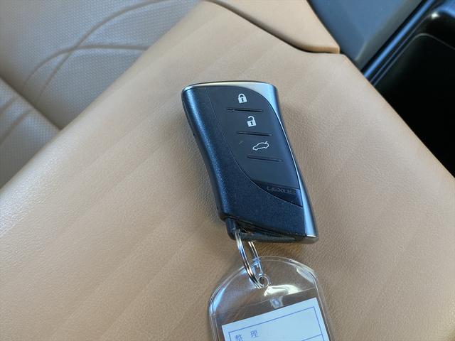 ES ES300h バージョンL サンルーフ・フルセグナビ・全周囲カメラ・BTオーディオ・18AW・茶革シート・ベンチレーション・LEDライト・ステアリングヒーター・レーダークルーズ・ETC・レクサスセーフティシステム・BSM・HUD(45枚目)