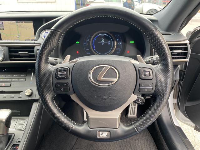 フルセグナビ・バックカメラ・ＢＴオーディオ・１９ＡＷ・黒革シート・ベンチレーション・ＬＥＤライト・フォグ・レーダークルーズ・ステアリングヒーター・本革巻ステアリング・ＥＴＣ・パドルシフト・フロアマット