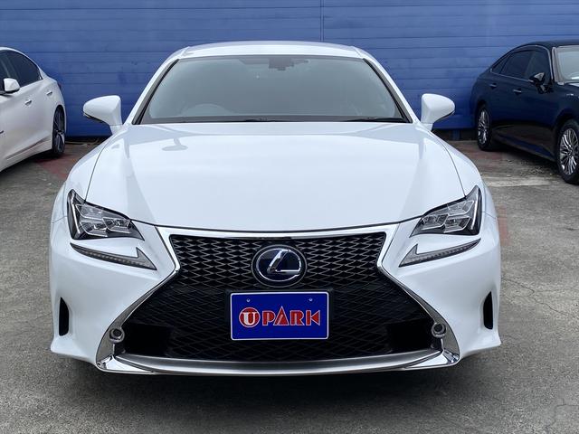 フルセグナビ・バックカメラ・ＢＴオーディオ・１９ＡＷ・黒革シート・ベンチレーション・ＬＥＤライト・フォグ・レーダークルーズ・ステアリングヒーター・本革巻ステアリング・ＥＴＣ・パドルシフト・フロアマット