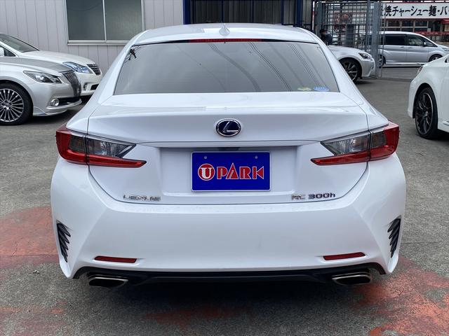 フルセグナビ・バックカメラ・ＢＴオーディオ・１９ＡＷ・黒革シート・ベンチレーション・ＬＥＤライト・フォグ・レーダークルーズ・ステアリングヒーター・本革巻ステアリング・ＥＴＣ・パドルシフト・フロアマット