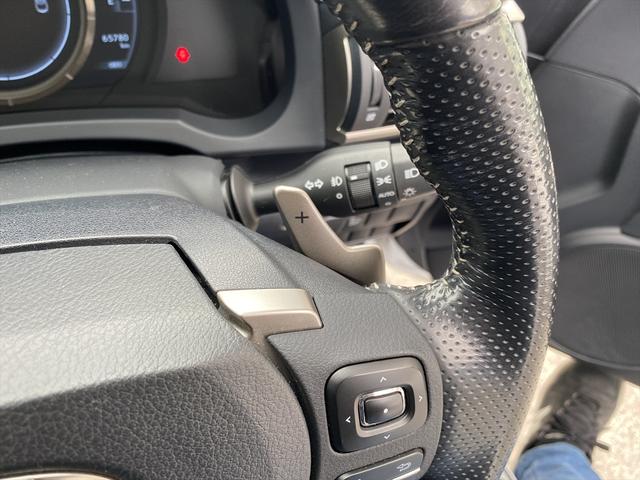 フルセグナビ・バックカメラ・ＢＴオーディオ・１９ＡＷ・黒革シート・ベンチレーション・ＬＥＤライト・フォグ・レーダークルーズ・ステアリングヒーター・本革巻ステアリング・ＥＴＣ・パドルシフト・フロアマット