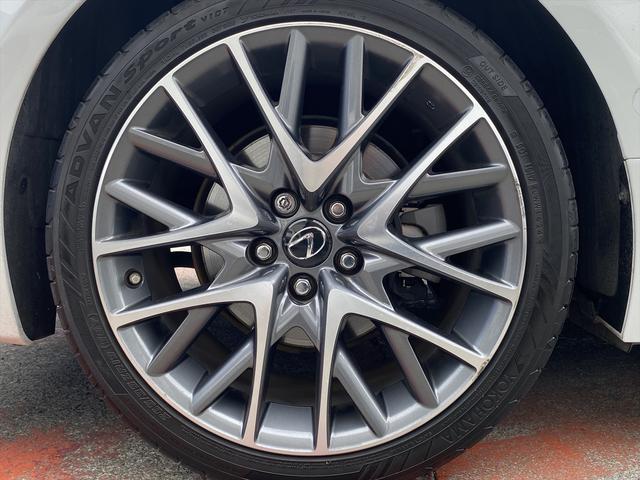 フルセグナビ・バックカメラ・ＢＴオーディオ・１９ＡＷ・黒革シート・ベンチレーション・ＬＥＤライト・フォグ・レーダークルーズ・ステアリングヒーター・本革巻ステアリング・ＥＴＣ・パドルシフト・フロアマット