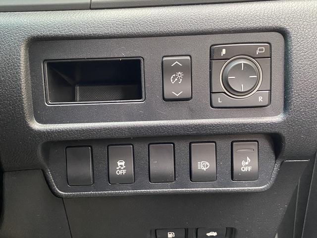 ＨＳ ＨＳ２５０ｈ　ハーモニアス　レザーインテリア　フルセグナビ・バックカメラ・１９ＡＷ・コンビ革シート・パワーシート・シートヒーター・ＬＥＤライト・フォグ・本革巻ステアリング・クルーズコントロール・ＥＴＣ・フロアマット・ＵＳＢ・ＭＳＶ・スマートキー（12枚目）