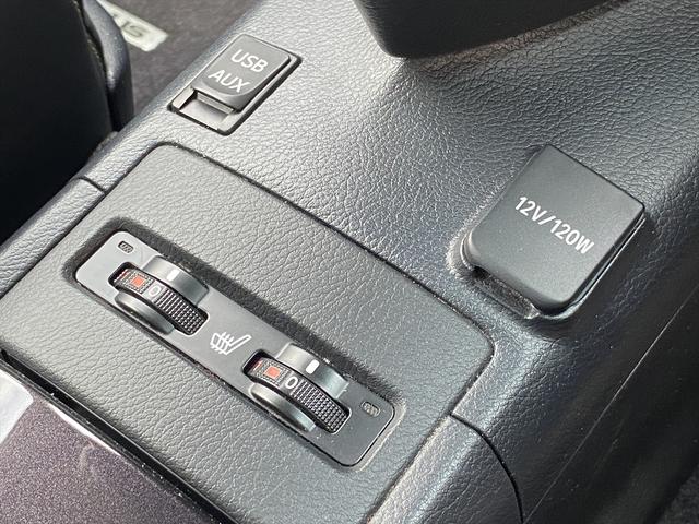 ＨＳ ＨＳ２５０ｈ　ハーモニアス　レザーインテリア　フルセグナビ・バックカメラ・１９ＡＷ・コンビ革シート・パワーシート・シートヒーター・ＬＥＤライト・フォグ・本革巻ステアリング・クルーズコントロール・ＥＴＣ・フロアマット・ＵＳＢ・ＭＳＶ・スマートキー（13枚目）