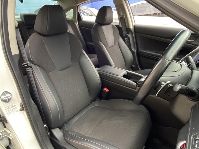 インサイト ＥＸ　ワンオーナー・フルセグナビ・バックカメラ・ＢＴオーディオ・１７ＡＷ・ハーフレザーシート・シートヒーター・ＬＥＤライト・フォグ・レーダークルーズ・ＥＴＣ・ドアバイザー・Ｒソナー・ホンダセンシング・ＢＳＭ（4枚目）