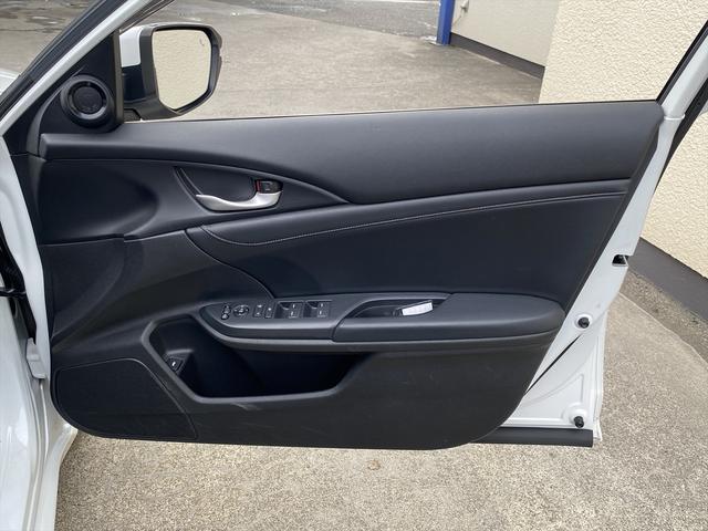 インサイト ＥＸ　ワンオーナー・フルセグナビ・バックカメラ・ＢＴオーディオ・１７ＡＷ・ハーフレザーシート・シートヒーター・ＬＥＤライト・フォグ・レーダークルーズ・ＥＴＣ・ドアバイザー・Ｒソナー・ホンダセンシング・ＢＳＭ（28枚目）