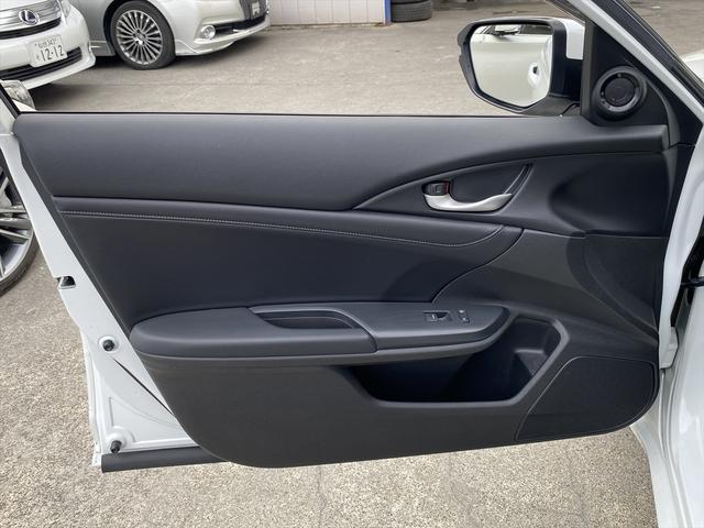 インサイト ＥＸ　ワンオーナー・フルセグナビ・バックカメラ・ＢＴオーディオ・１７ＡＷ・ハーフレザーシート・シートヒーター・ＬＥＤライト・フォグ・レーダークルーズ・ＥＴＣ・ドアバイザー・Ｒソナー・ホンダセンシング・ＢＳＭ（29枚目）