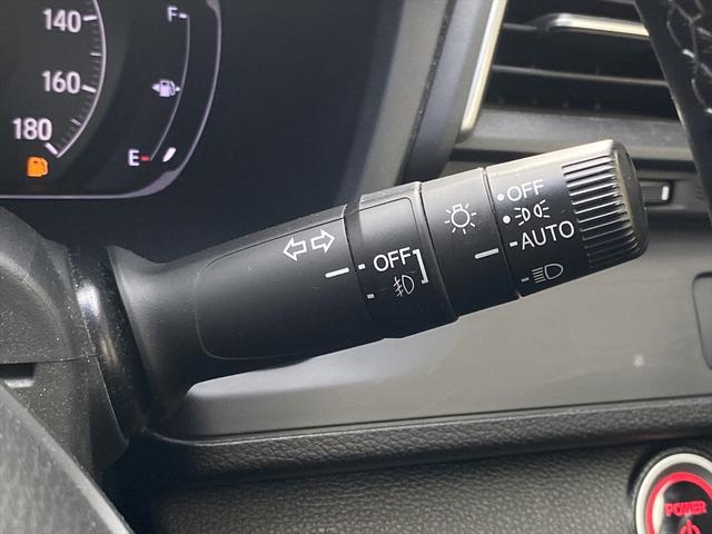 インサイト ＥＸ　ワンオーナー・フルセグナビ・バックカメラ・ＢＴオーディオ・１７ＡＷ・ハーフレザーシート・シートヒーター・ＬＥＤライト・フォグ・レーダークルーズ・ＥＴＣ・ドアバイザー・Ｒソナー・ホンダセンシング・ＢＳＭ（39枚目）