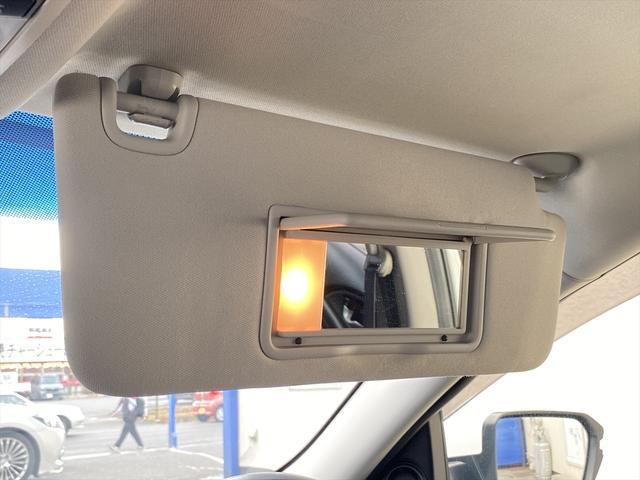 インサイト ＥＸ　ワンオーナー・フルセグナビ・バックカメラ・ＢＴオーディオ・１７ＡＷ・ハーフレザーシート・シートヒーター・ＬＥＤライト・フォグ・レーダークルーズ・ＥＴＣ・ドアバイザー・Ｒソナー・ホンダセンシング・ＢＳＭ（42枚目）