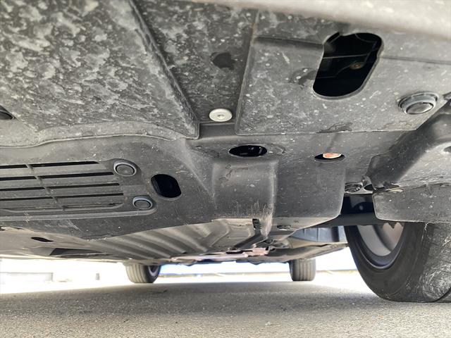 インサイト ＥＸ　ワンオーナー・フルセグナビ・バックカメラ・ＢＴオーディオ・１７ＡＷ・ハーフレザーシート・シートヒーター・ＬＥＤライト・フォグ・レーダークルーズ・ＥＴＣ・ドアバイザー・Ｒソナー・ホンダセンシング・ＢＳＭ（64枚目）