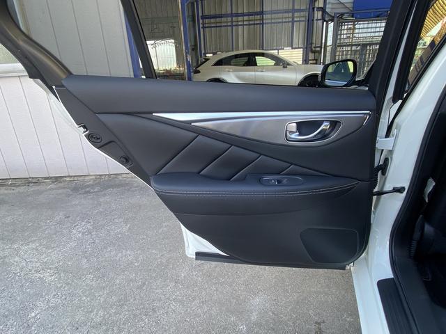 スカイライン ３５０ＧＴ　ハイブリッド　タイプＳＰ　ワンオーナー・フルセグナビ・全周囲カメラ・ＢＴオーディオ・１９ＡＷ・黒革シート・パワーシート・シートヒーター・ＬＥＤライト・フォグ・レーダークルーズ・ＥＴＣ・全方位運転支援システム・ＢＳＭ・ローダウン（38枚目）