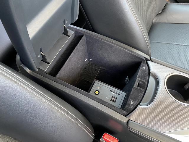 スカイライン ３５０ＧＴ　ハイブリッド　タイプＳＰ　ワンオーナー・フルセグナビ・全周囲カメラ・ＢＴオーディオ・１９ＡＷ・黒革シート・パワーシート・シートヒーター・ＬＥＤライト・フォグ・レーダークルーズ・ＥＴＣ・全方位運転支援システム・ＢＳＭ・ローダウン（55枚目）