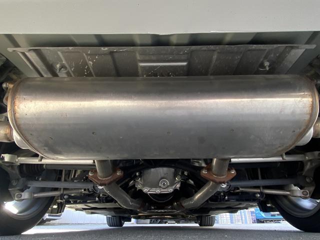 スカイライン ３５０ＧＴ　ハイブリッド　タイプＳＰ　ワンオーナー・フルセグナビ・全周囲カメラ・ＢＴオーディオ・１９ＡＷ・黒革シート・パワーシート・シートヒーター・ＬＥＤライト・フォグ・レーダークルーズ・ＥＴＣ・全方位運転支援システム・ＢＳＭ・ローダウン（68枚目）