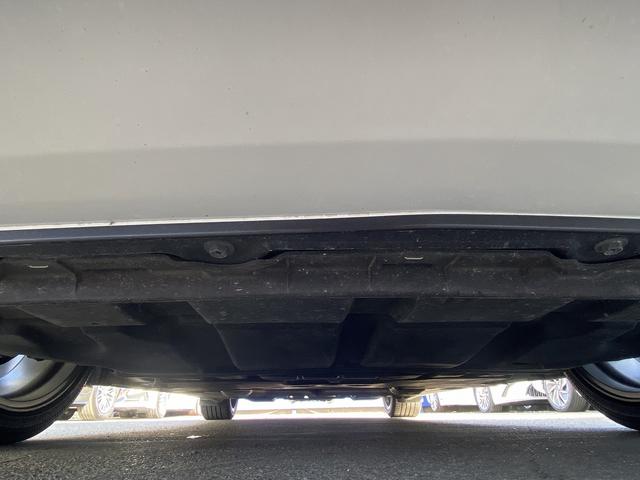 スカイライン ３５０ＧＴ　ハイブリッド　タイプＳＰ　ワンオーナー・フルセグナビ・全周囲カメラ・ＢＴオーディオ・１９ＡＷ・黒革シート・パワーシート・シートヒーター・ＬＥＤライト・フォグ・レーダークルーズ・ＥＴＣ・全方位運転支援システム・ＢＳＭ・ローダウン（69枚目）
