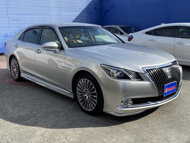 クラウンマジェスタ Ｆバージョン　フルセグナビ・全周囲カメラ・ＢＴオーディオ・１８ＡＷ・ベージュ革シート・ベンチレーション・ＬＥＤライト・フォグ・レーダークルーズ・ステアリングヒーター・ウッドコンビハンドル・セーフティセンス・ＢＳＭ（25枚目）