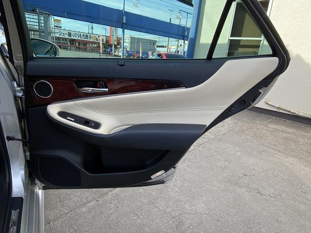 クラウンマジェスタ Ｆバージョン　フルセグナビ・全周囲カメラ・ＢＴオーディオ・１８ＡＷ・ベージュ革シート・ベンチレーション・ＬＥＤライト・フォグ・レーダークルーズ・ステアリングヒーター・ウッドコンビハンドル・セーフティセンス・ＢＳＭ（34枚目）