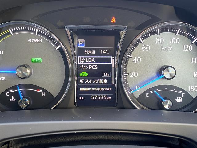 クラウンマジェスタ Ｆバージョン　フルセグナビ・全周囲カメラ・ＢＴオーディオ・１８ＡＷ・ベージュ革シート・ベンチレーション・ＬＥＤライト・フォグ・レーダークルーズ・ステアリングヒーター・ウッドコンビハンドル・セーフティセンス・ＢＳＭ（52枚目）