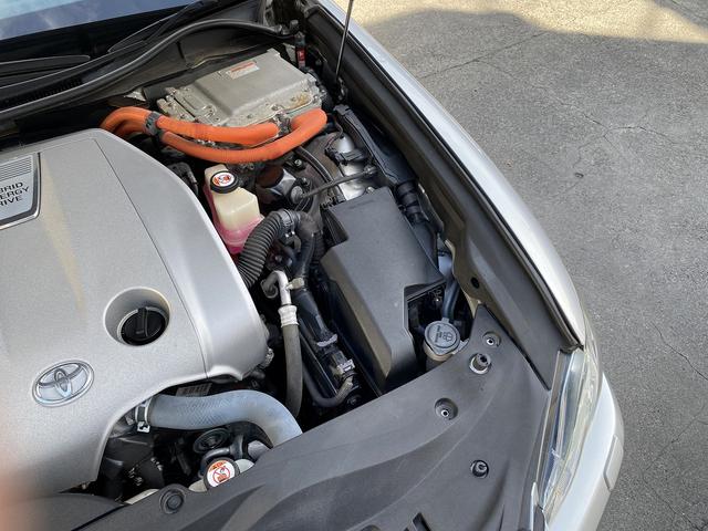 クラウンマジェスタ Ｆバージョン　フルセグナビ・全周囲カメラ・ＢＴオーディオ・１８ＡＷ・ベージュ革シート・ベンチレーション・ＬＥＤライト・フォグ・レーダークルーズ・ステアリングヒーター・ウッドコンビハンドル・セーフティセンス・ＢＳＭ（69枚目）