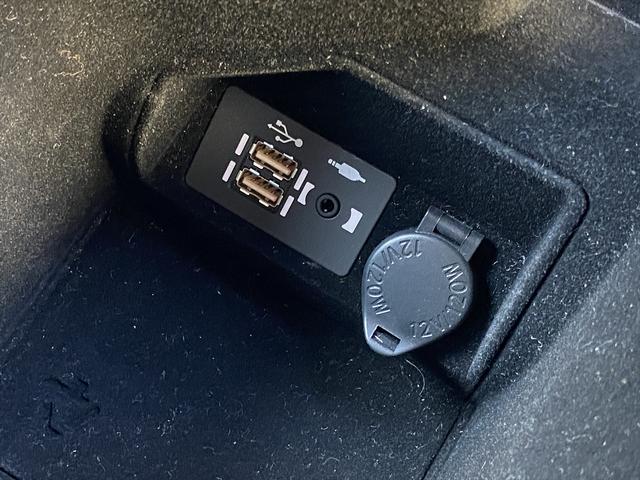 IS IS300h バージョンL フルセグナビ・全周囲カメラ・BTオーディオ・19AW・黒革シート・ベンチレーション・LEDライト・ステアリングヒーター・レーダークルーズ・Rサンシェード・ETC・レクサスセーフティシステム・BSM(14枚目)