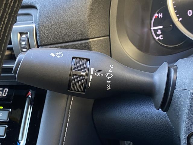 IS IS300h バージョンL フルセグナビ・全周囲カメラ・BTオーディオ・19AW・黒革シート・ベンチレーション・LEDライト・ステアリングヒーター・レーダークルーズ・Rサンシェード・ETC・レクサスセーフティシステム・BSM(44枚目)