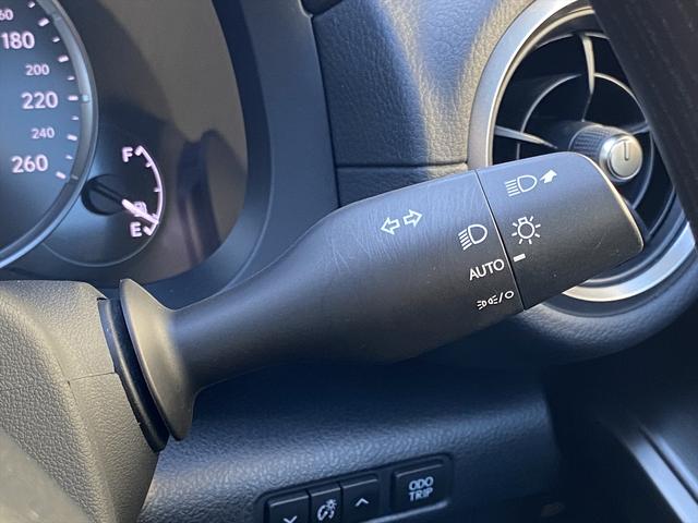 IS IS300h バージョンL フルセグナビ・全周囲カメラ・BTオーディオ・19AW・黒革シート・ベンチレーション・LEDライト・ステアリングヒーター・レーダークルーズ・Rサンシェード・ETC・レクサスセーフティシステム・BSM(45枚目)