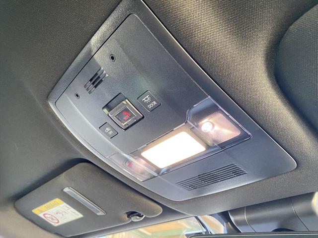 IS IS300h バージョンL フルセグナビ・全周囲カメラ・BTオーディオ・19AW・黒革シート・ベンチレーション・LEDライト・ステアリングヒーター・レーダークルーズ・Rサンシェード・ETC・レクサスセーフティシステム・BSM(58枚目)