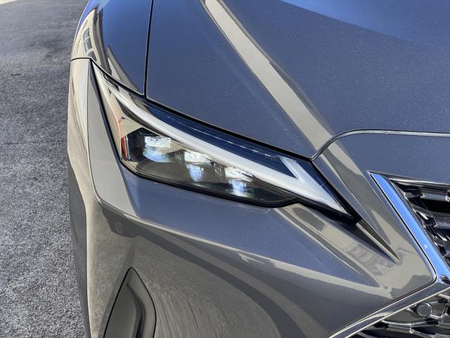 IS IS300h バージョンL フルセグナビ・全周囲カメラ・BTオーディオ・19AW・黒革シート・ベンチレーション・LEDライト・ステアリングヒーター・レーダークルーズ・Rサンシェード・ETC・レクサスセーフティシステム・BSM(59枚目)