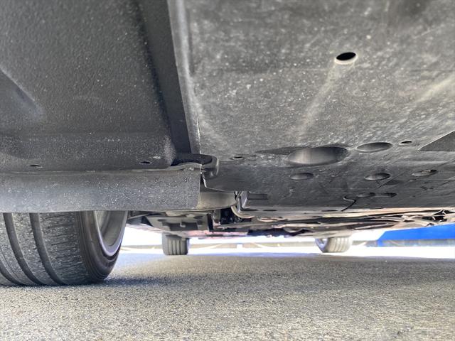 IS IS300h バージョンL フルセグナビ・全周囲カメラ・BTオーディオ・19AW・黒革シート・ベンチレーション・LEDライト・ステアリングヒーター・レーダークルーズ・Rサンシェード・ETC・レクサスセーフティシステム・BSM(74枚目)