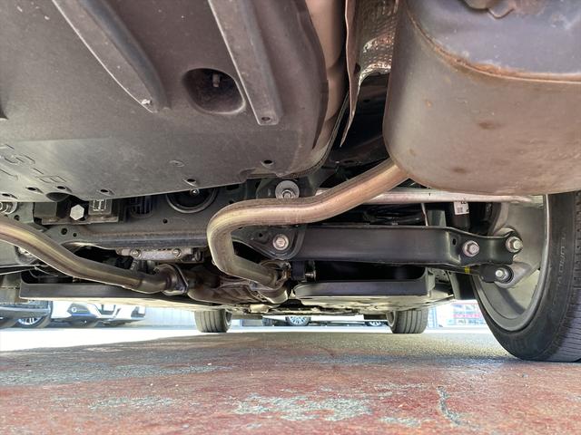 IS IS300h バージョンL フルセグナビ・全周囲カメラ・BTオーディオ・19AW・黒革シート・ベンチレーション・LEDライト・ステアリングヒーター・レーダークルーズ・Rサンシェード・ETC・レクサスセーフティシステム・BSM(77枚目)