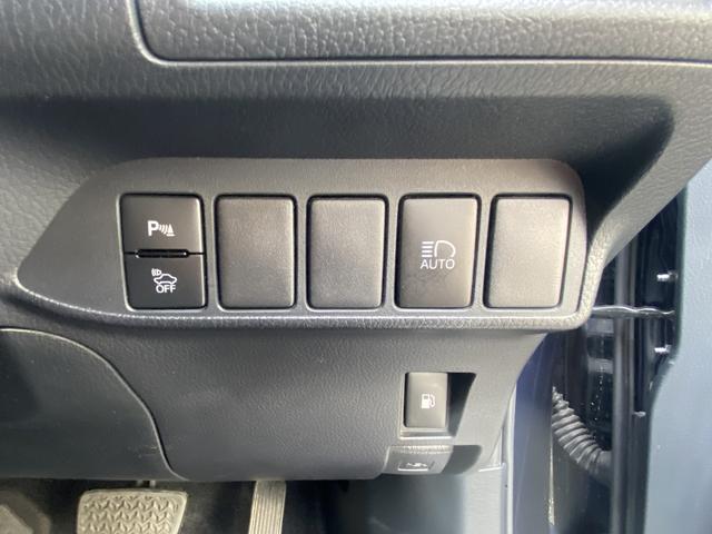 CT CT200hブラックシークエンス 後期・フルセグナビ・バックカメラ・BTオーディオ・17AW・ハーフレザーシート・パワーシート・シートヒーター・LEDライト・フォグ・レーダークルーズ・ドアバイザー・ETC・レクサスセーフティシステム(14枚目)