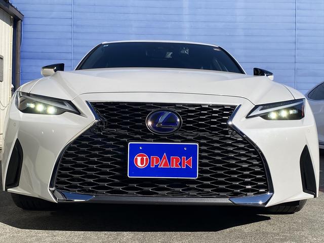 ＩＳ ＩＳ３００ｈ　バージョンＬ　フルセグナビ・バックカメラ・ＢＴオーディオ・１９ＡＷ・黒革シート・ベンチレーション・ＬＥＤライト・ステアリングヒーター・レーダークルーズ・フロアマット・パドルシフト・レクサスセーフティシステム・ＢＳＭ（17枚目）