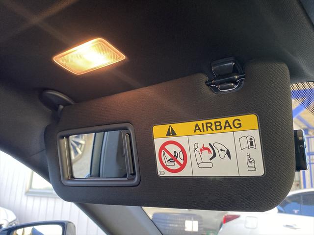 ＩＳ ＩＳ３００ｈ　バージョンＬ　フルセグナビ・バックカメラ・ＢＴオーディオ・１９ＡＷ・黒革シート・ベンチレーション・ＬＥＤライト・ステアリングヒーター・レーダークルーズ・フロアマット・パドルシフト・レクサスセーフティシステム・ＢＳＭ（52枚目）