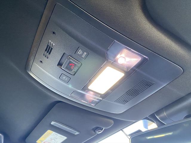 ＩＳ ＩＳ３００ｈ　バージョンＬ　フルセグナビ・バックカメラ・ＢＴオーディオ・１９ＡＷ・黒革シート・ベンチレーション・ＬＥＤライト・ステアリングヒーター・レーダークルーズ・フロアマット・パドルシフト・レクサスセーフティシステム・ＢＳＭ（53枚目）