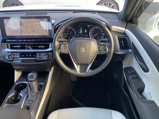 クラウンハイブリッド RSアドバンス 後期・フルセグナビ・全周囲カメラ・デジタルミラー・BTオーディオ・18AW・コンビ革シート・ベンチレーション・ステアリングヒーター・レーダークルーズ・ETC・USB・セーフティセンス・BSM・HUD(11枚目)