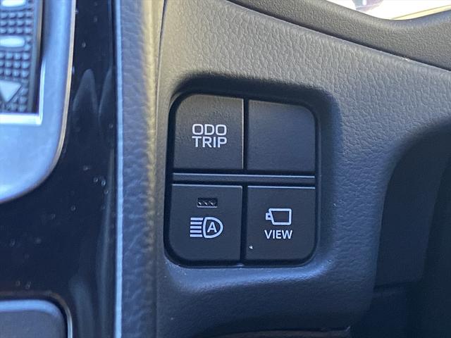 クラウンハイブリッド RSアドバンス 後期・フルセグナビ・全周囲カメラ・デジタルミラー・BTオーディオ・18AW・コンビ革シート・ベンチレーション・ステアリングヒーター・レーダークルーズ・ETC・USB・セーフティセンス・BSM・HUD(12枚目)