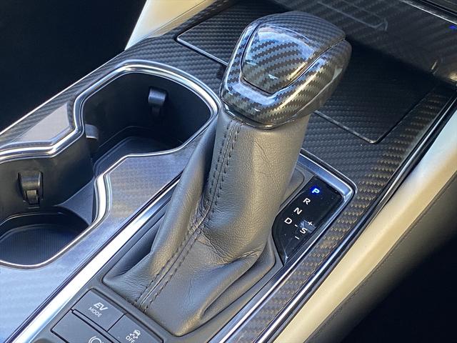 クラウンハイブリッド RSアドバンス 後期・フルセグナビ・全周囲カメラ・デジタルミラー・BTオーディオ・18AW・コンビ革シート・ベンチレーション・ステアリングヒーター・レーダークルーズ・ETC・USB・セーフティセンス・BSM・HUD(42枚目)