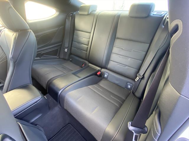 RC RC300h Fスポーツ 後期・ワンオーナー・フルセグナビ・バックカメラ・BTオーディオ・19AW・黒革シート・ベンチレーション・LEDライト・ステアリングヒーター・レーダークルーズ・ETC・レクサスセーフティシステム・BSM(5枚目)