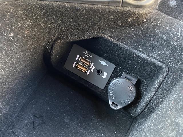 RC RC300h Fスポーツ 後期・ワンオーナー・フルセグナビ・バックカメラ・BTオーディオ・19AW・黒革シート・ベンチレーション・LEDライト・ステアリングヒーター・レーダークルーズ・ETC・レクサスセーフティシステム・BSM(15枚目)