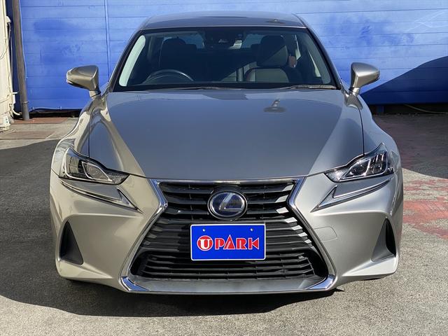 IS IS300h バージョンL ワンオーナー・フルセグナビ・バックカメラ・BTオーディオ・17AW・黒革シート・ベンチレーション・レーダークルーズ・Rサンシェード・コーナーセンサー・ドアバイザー・ETC・レクサスセーフティシステム(27枚目)