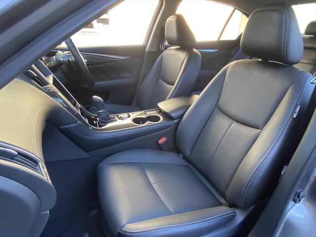 スカイライン ハイブリッド　ＧＴ　タイプＳＰ　後期・フルセグナビ・全周囲カメラ・ＢＴオーディオ・１９ＡＷ・黒革シート・シートヒーター・ＬＥＤライト・フォグ・レーダークルーズ・コーナーセンサー・ＥＴＣ・ＵＳＢ・全方位運転支援システム・ＢＳＭ・ＨＵＤ（32枚目）