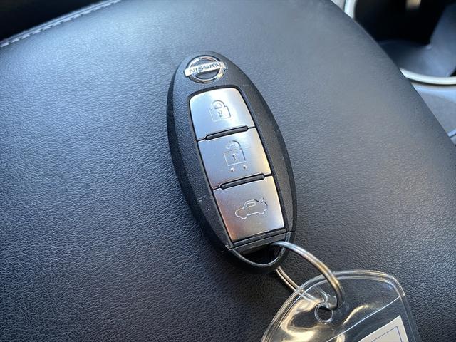 スカイライン ハイブリッド　ＧＴ　タイプＳＰ　後期・フルセグナビ・全周囲カメラ・ＢＴオーディオ・１９ＡＷ・黒革シート・シートヒーター・ＬＥＤライト・フォグ・レーダークルーズ・コーナーセンサー・ＥＴＣ・ＵＳＢ・全方位運転支援システム・ＢＳＭ・ＨＵＤ（56枚目）