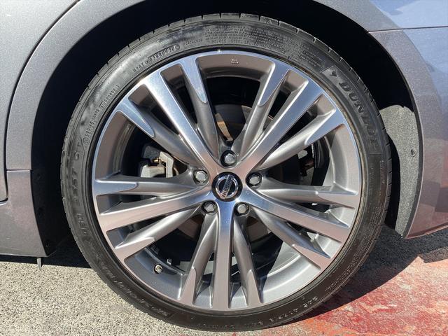 スカイライン ハイブリッド　ＧＴ　タイプＳＰ　後期・フルセグナビ・全周囲カメラ・ＢＴオーディオ・１９ＡＷ・黒革シート・シートヒーター・ＬＥＤライト・フォグ・レーダークルーズ・コーナーセンサー・ＥＴＣ・ＵＳＢ・全方位運転支援システム・ＢＳＭ・ＨＵＤ（70枚目）