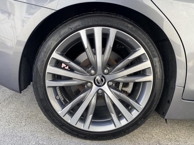 スカイライン ハイブリッド　ＧＴ　タイプＳＰ　後期・フルセグナビ・全周囲カメラ・ＢＴオーディオ・１９ＡＷ・黒革シート・シートヒーター・ＬＥＤライト・フォグ・レーダークルーズ・コーナーセンサー・ＥＴＣ・ＵＳＢ・全方位運転支援システム・ＢＳＭ・ＨＵＤ（72枚目）