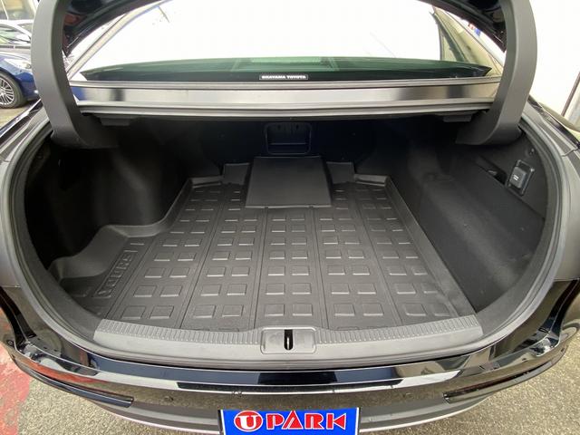 クラウンクロスオーバー Ｇアドバンスド・レザーパッケージ　フルセグナビ・全周囲カメラ・ＢＴオーディオ・２１ＡＷ・黒革シート・ベンチレーション・ＬＥＤライト・ステアリングヒーター・レーダークルーズ・コーナーセンサー・ＥＴＣ・セーフティセンス・ＢＳＭ・ＨＵＤ（6枚目）