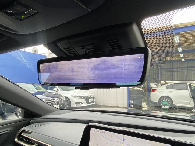 クラウンクロスオーバー Ｇアドバンスド・レザーパッケージ　フルセグナビ・全周囲カメラ・ＢＴオーディオ・２１ＡＷ・黒革シート・ベンチレーション・ＬＥＤライト・ステアリングヒーター・レーダークルーズ・コーナーセンサー・ＥＴＣ・セーフティセンス・ＢＳＭ・ＨＵＤ（9枚目）